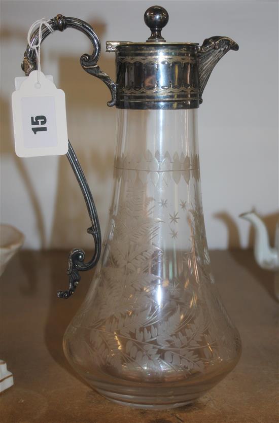 Plate mounted claret jug
